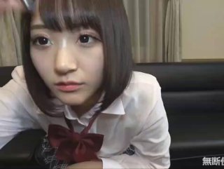 高颜值性感美女洗澡都这么骚气故意挑逗把下面洗干净然后大震动器加肉棒把骚穴搞的淫水泛滥叫的诱人 (中)